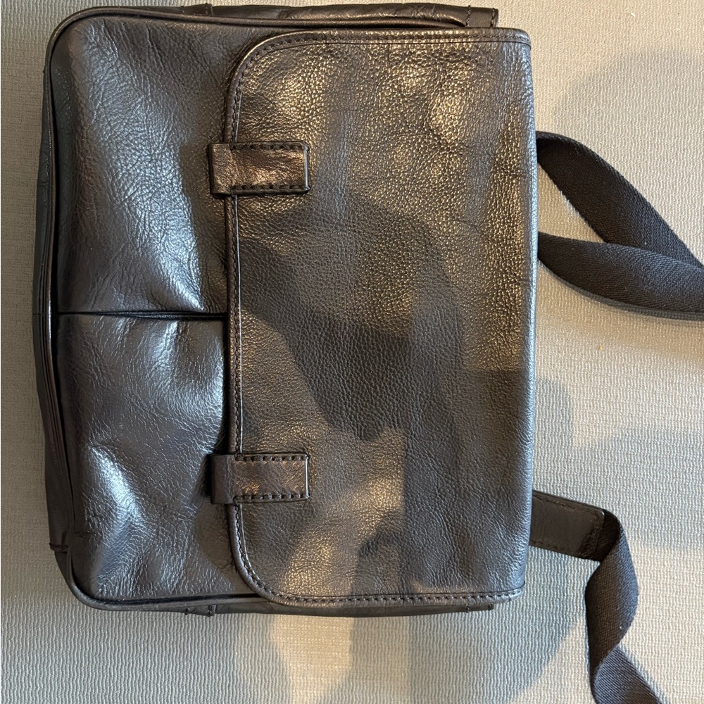 Fossil Black Leather Messenger Bag